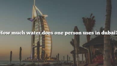 How much water does one person uses in dubai?