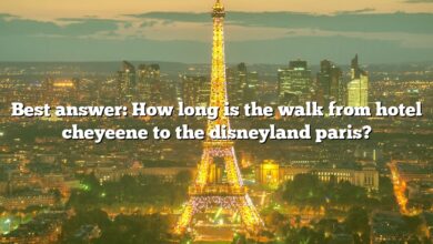 Best answer: How long is the walk from hotel cheyeene to the disneyland paris?