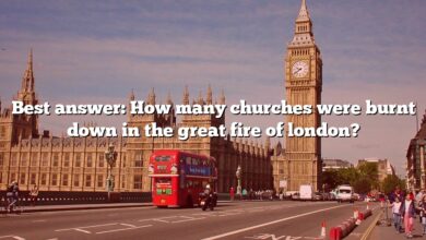 Best answer: How many churches were burnt down in the great fire of london?