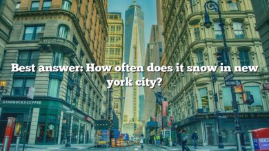 Best answer: How often does it snow in new york city?