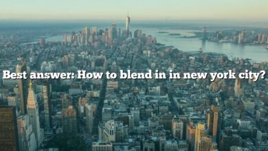 Best answer: How to blend in in new york city?