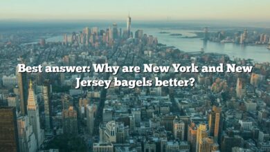 Best answer: Why are New York and New Jersey bagels better?