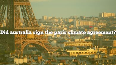 Did australia sign the paris climate agreement?