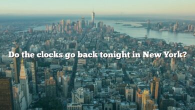 Do the clocks go back tonight in New York?