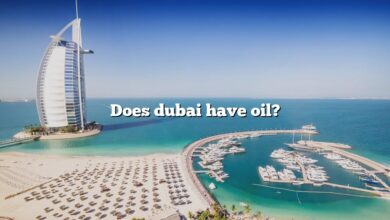 Does dubai have oil?