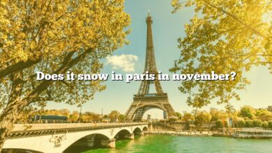 Does it snow in paris in november?