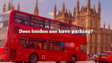 Does london zoo have parking?