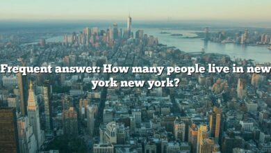 Frequent answer: How many people live in new york new york?