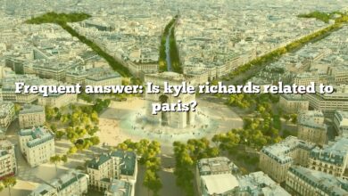 Frequent answer: Is kyle richards related to paris?