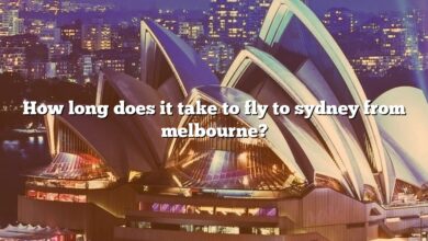 How long does it take to fly to sydney from melbourne?