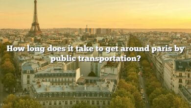 How long does it take to get around paris by public transportation?