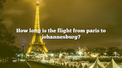 How long is the flight from paris to johannesburg?