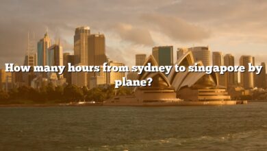 How many hours from sydney to singapore by plane?