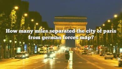 How many miles separated the city of paris from german forces map?