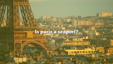 Is paris a seaport?