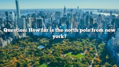 Question: How far is the north pole from new york?