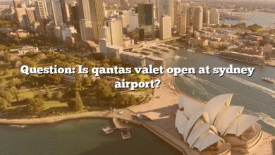 Question: Is qantas valet open at sydney airport?