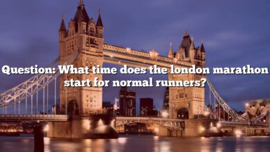Question: What time does the london marathon start for normal runners?