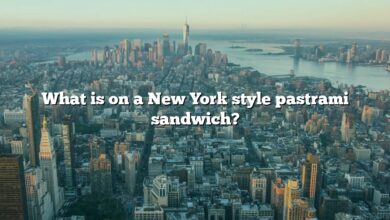 What is on a New York style pastrami sandwich?