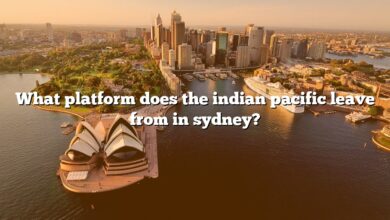 What platform does the indian pacific leave from in sydney?