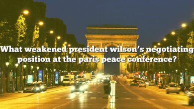 What weakened president wilson’s negotiating position at the paris peace conference?