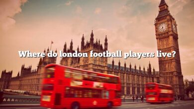 Where do london football players live?