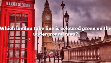 Which london tube line is coloured green on the underground map?