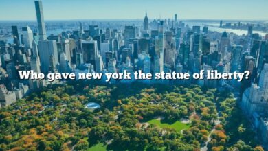 Who gave new york the statue of liberty?