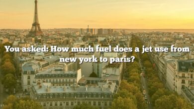 You asked: How much fuel does a jet use from new york to paris?