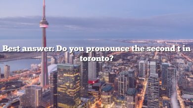 Best answer: Do you pronounce the second t in toronto?