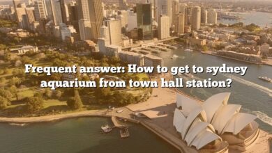 Frequent answer: How to get to sydney aquarium from town hall station?