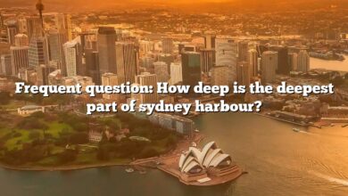 Frequent question: How deep is the deepest part of sydney harbour?