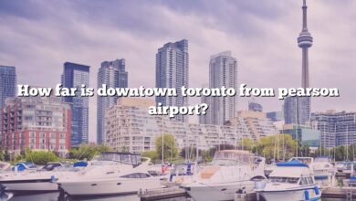 How far is downtown toronto from pearson airport?