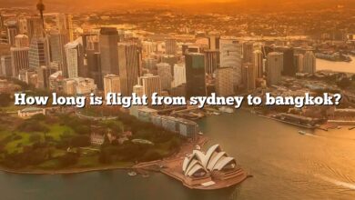 How long is flight from sydney to bangkok?