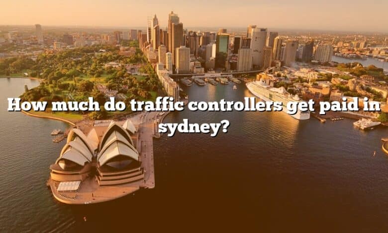 How much do traffic controllers get paid in sydney?