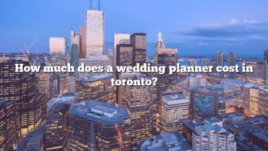 How much does a wedding planner cost in toronto?