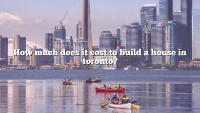 How much does it cost to build a house in toronto?