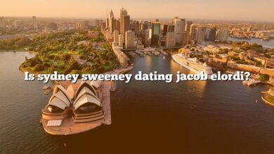 Is sydney sweeney dating jacob elordi?