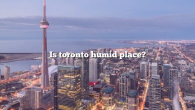 Is toronto humid place?