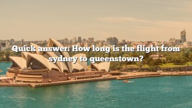 Quick answer: How long is the flight from sydney to queenstown?