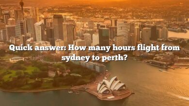 Quick answer: How many hours flight from sydney to perth?