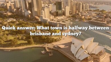 Quick answer: What town is halfway between brisbane and sydney?