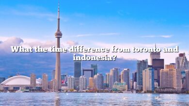 What the time difference from toronto and indonesia?