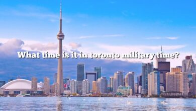 What time is it in toronto military time?