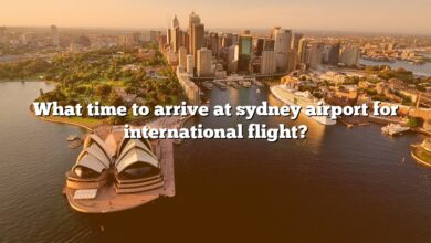 What time to arrive at sydney airport for international flight?
