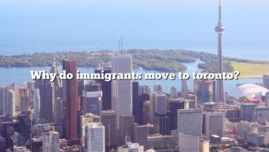 Why do immigrants move to toronto?